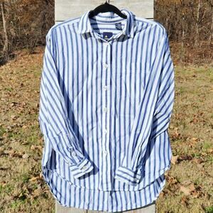 LizSport Blue & White Striped Button Down Shirt 100% Cotton Size Medium